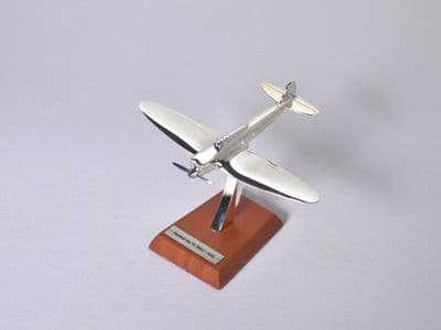 Atlas HB07 1/200 Scale Silver Aeroplane 1/200 Heinkel He 70 Blitz - 1932