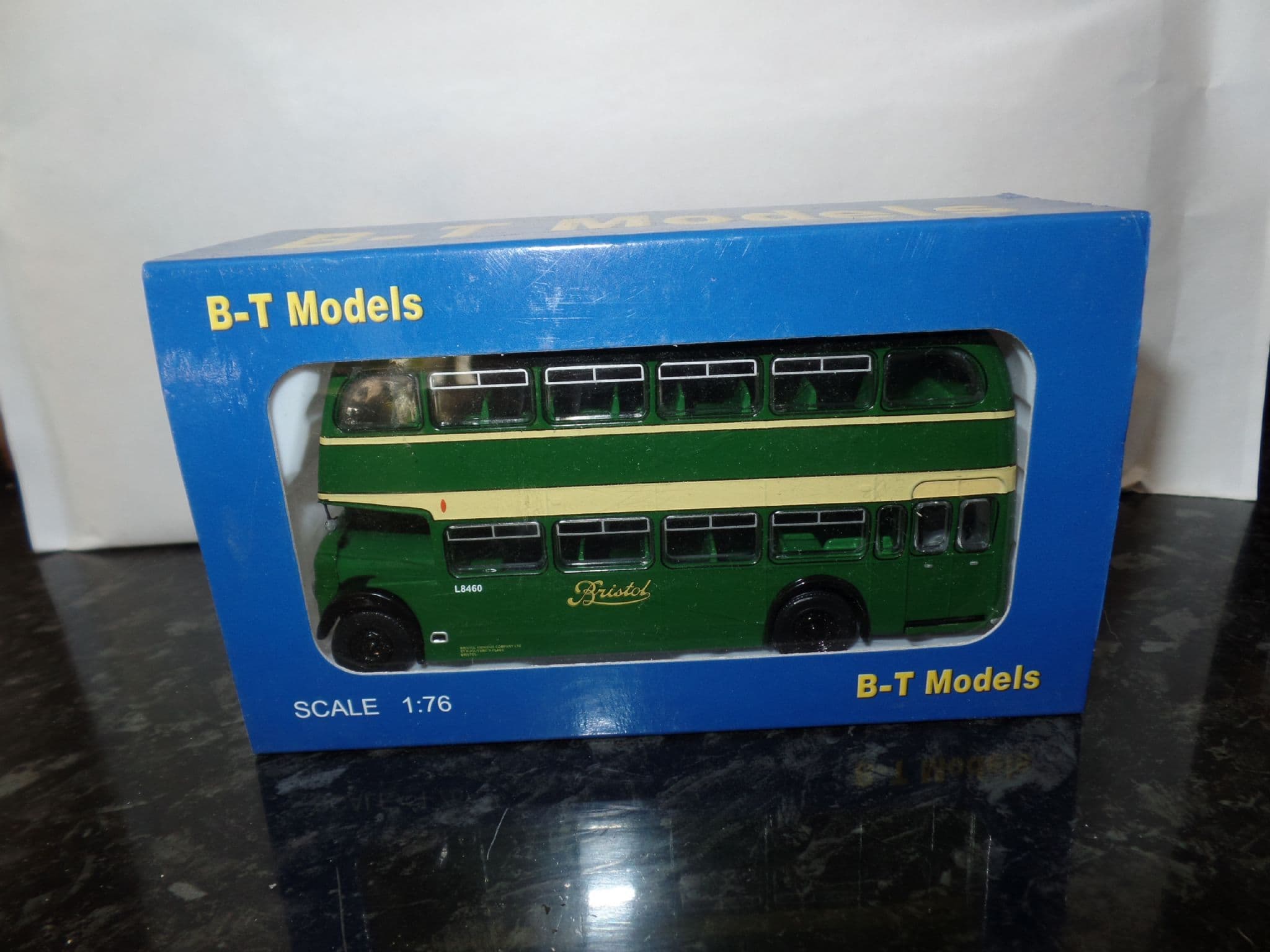 B T Models B108A 1/76 OO Scale Bristol Lodekka LD Bus Closed Back ...