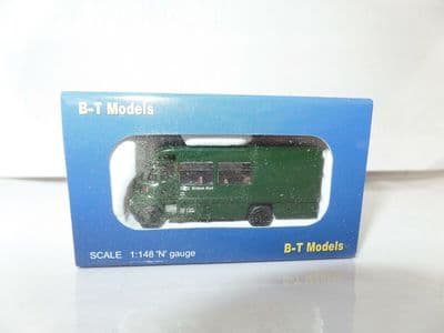 B T Models N046 1/148 N Gauge Leyland FG Crewbus - British Rail Green