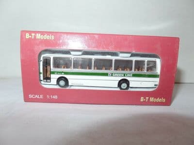 B T Models NB002 N Gauge Duple Dominant Leyland Leopard Coach London Green Line