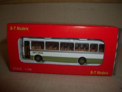 B T Models NB004 N Gauge Leyland Leopard Duple Dominant Coach Grey Green