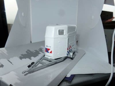 Cararama 1/43 O SCale  4-92820 Horse Trailer Civilian Police Netherlands