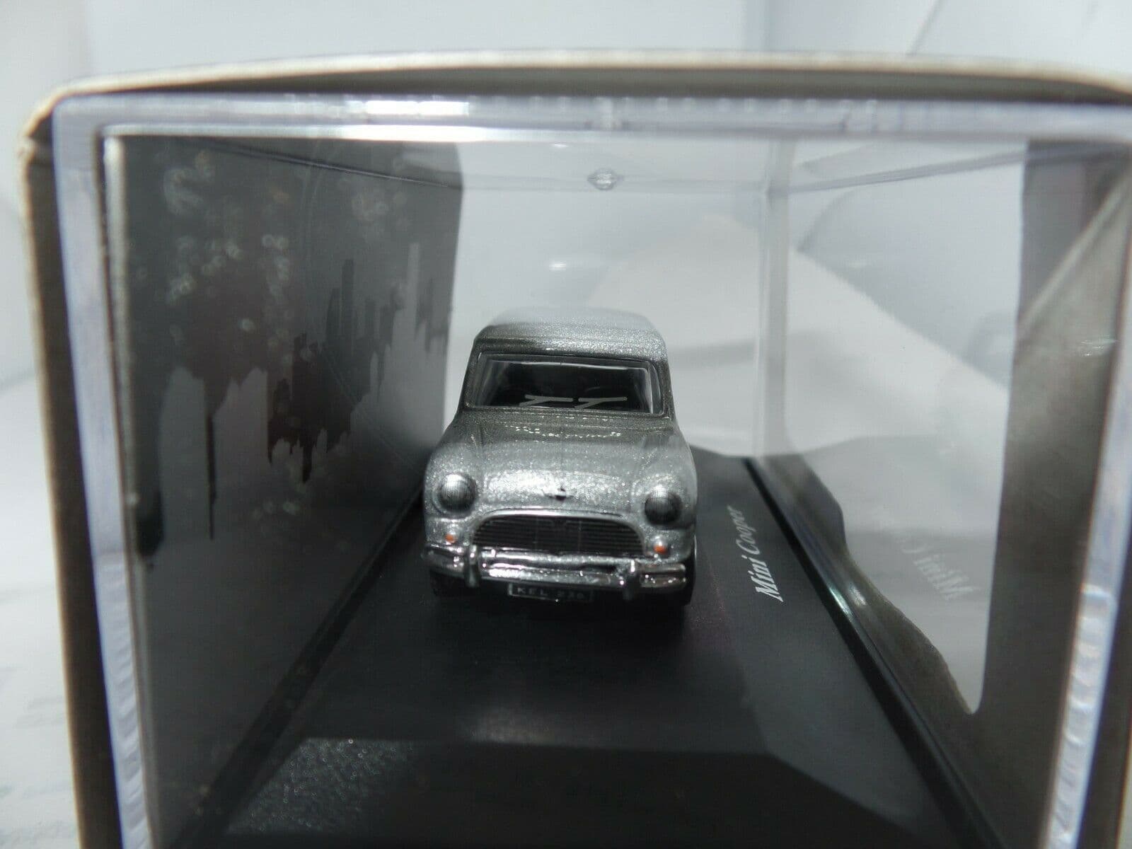 Cararama 1/72 Scale 7-41180 Leyland Mini Cooper Silver Metallic