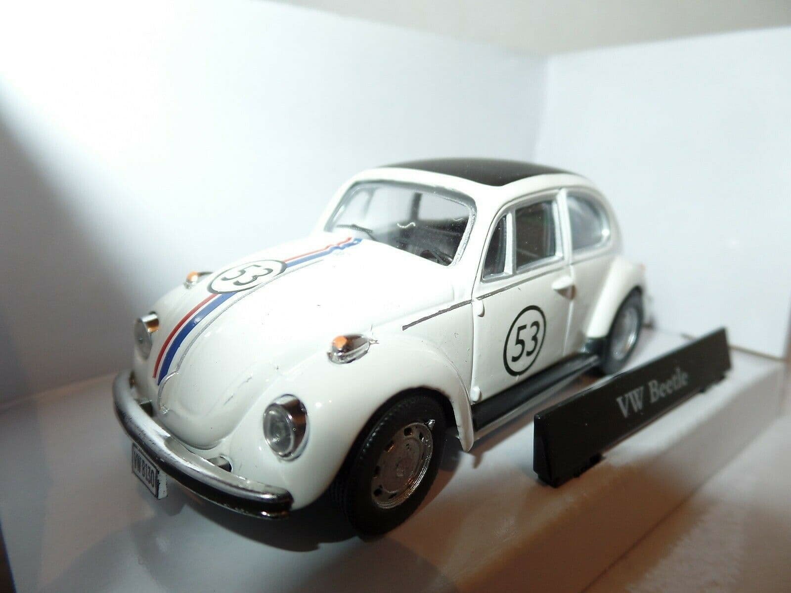 Cararama 4-11840 1/43 O Scale Oxford Volkswagen VW Beetle White Herbie 53