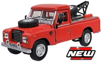Cararama 4-54044  1/43 O Scale Land Rover 109 Pickup  Recovery Tow Truck Red  c/w  Winch