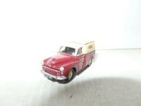 Classix EM76629 1/76 OO Scale Morris Minor 1000 Van British Rail Maroon & Cream