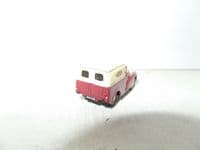 Classix EM76629 1/76 OO Scale Morris Minor 1000 Van British Rail Maroon & Cream