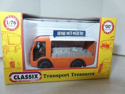Classix EM76638 1/76 OO Scale NCB Electric Milk Float United Dairies Orange