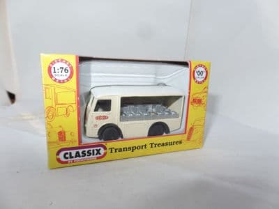Classix EM76639 1/76 OO Scale NCB Electric Milk Float COOP Dairies Beige