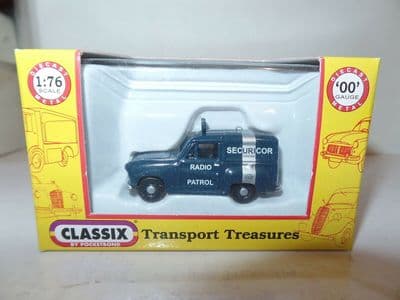 Classix EM76666 1/76 OO Scale Austin A35 Van Securicor Radio Patrol
