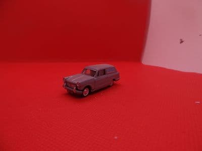 Classix EM76682 1/76 OO Scale Triumph Herald Courier Van Standard Triumph Sales UB