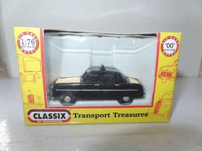 Classix EM76809 1/76 OO Scale Ford Consul MkI Taxi Cab Black & Cream Roof Sign