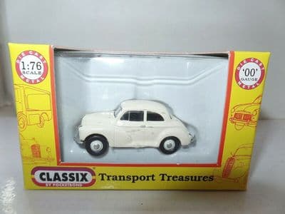 Classix EM76832 1/76 OO Scale Morris Minor 1000 2 Door saloon Old English White