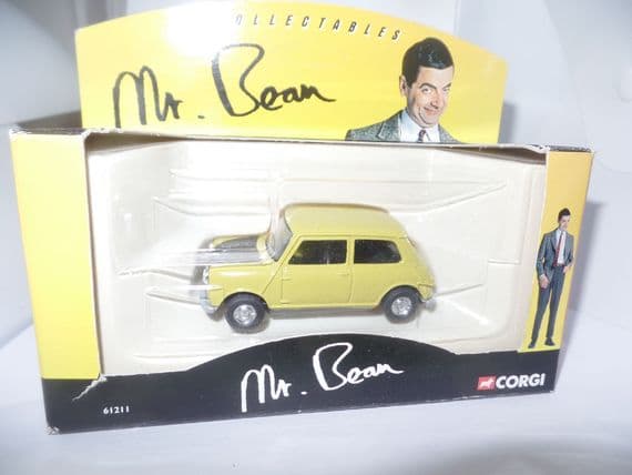 Corgi 61211  Mini Mr Bean Olive Green Black Bonnet STE952R Padlocked DoorBoxed