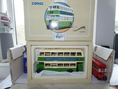Corgi  97198 1/50 Scale Guy Arab Bus Southdown Waterlooville MIMB