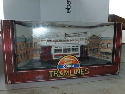 Corgi C991/1 1/72 Scale  London County Council LCC Double Deck Tram MIB