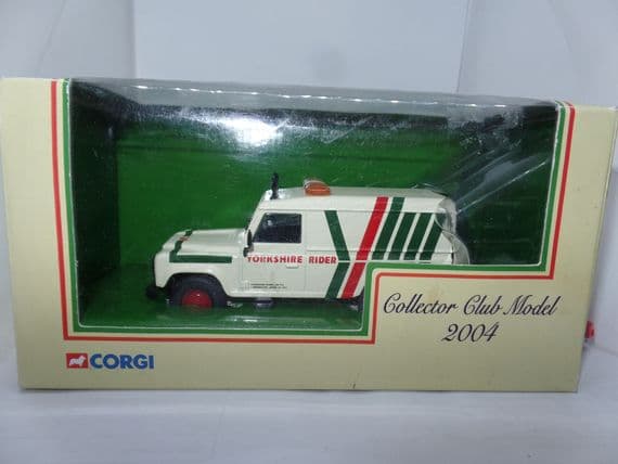 CORGI  CC07713 1/43 Scale Land Rover Defender Yorkshire Rider Bus Support Club Model 2004