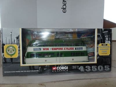 Corgi OOC 43505 English Electric Balloon Tram Blackpool Postwar Empire Pools MIMB
