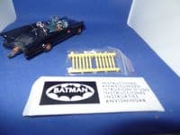 CORGI RT26701 267 1/46 Scale Batmobile with Batman and Robin