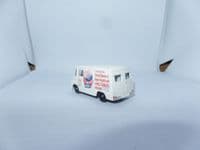 Corgi Trackside DG201013 Morris LD Van Walls Sausages UB