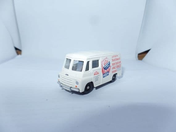 Corgi Trackside DG201013 Morris LD Van Walls Sausages UB