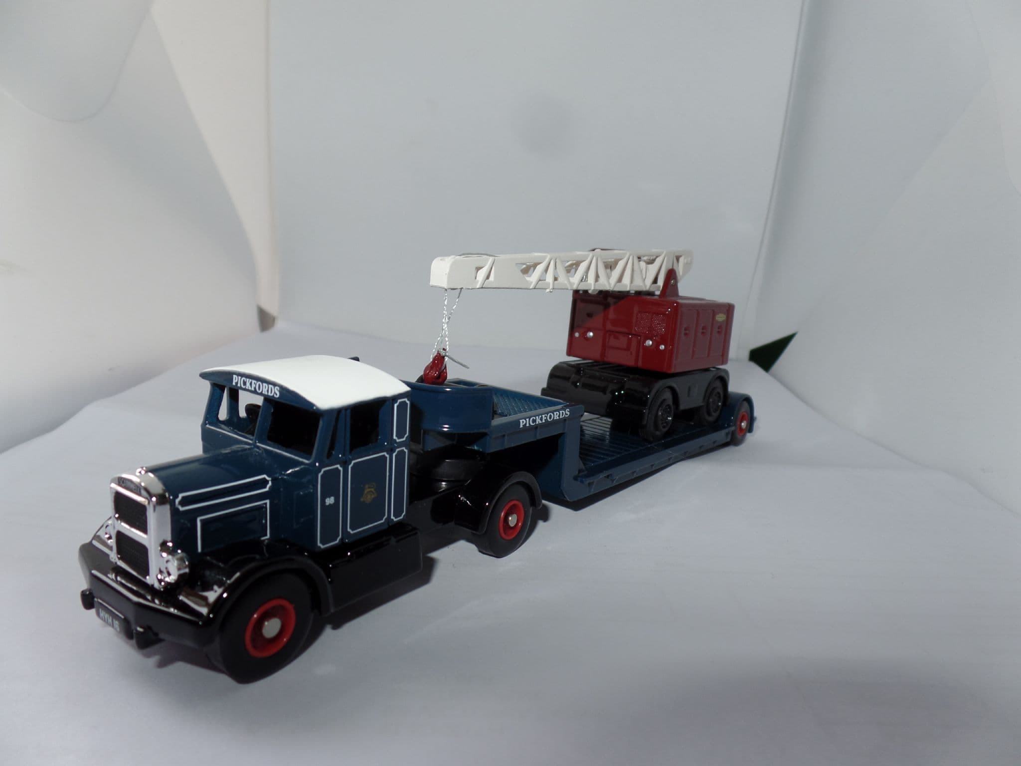 Corgi Trackside DGS00001 Scammell Low Loader & Coles Crane