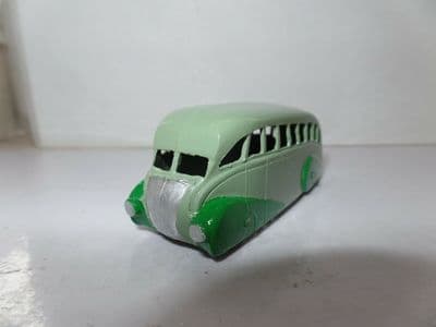 Dinky 29B Streamlined Bus Post War Light & Dark Green UB