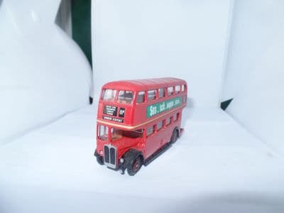 EFE 10104 1/76 AEC RT Bus Schweppes London Transport Route 81B Heathrow Airport UB