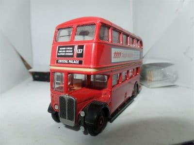 EFE 10110 AEC RT Bus London Transport 137 Crystal Palace Taylor Woodrow UB