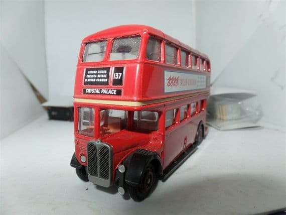 EFE 10110 AEC RT Bus London Transport 137 Crystal Palace Taylor Woodrow UB