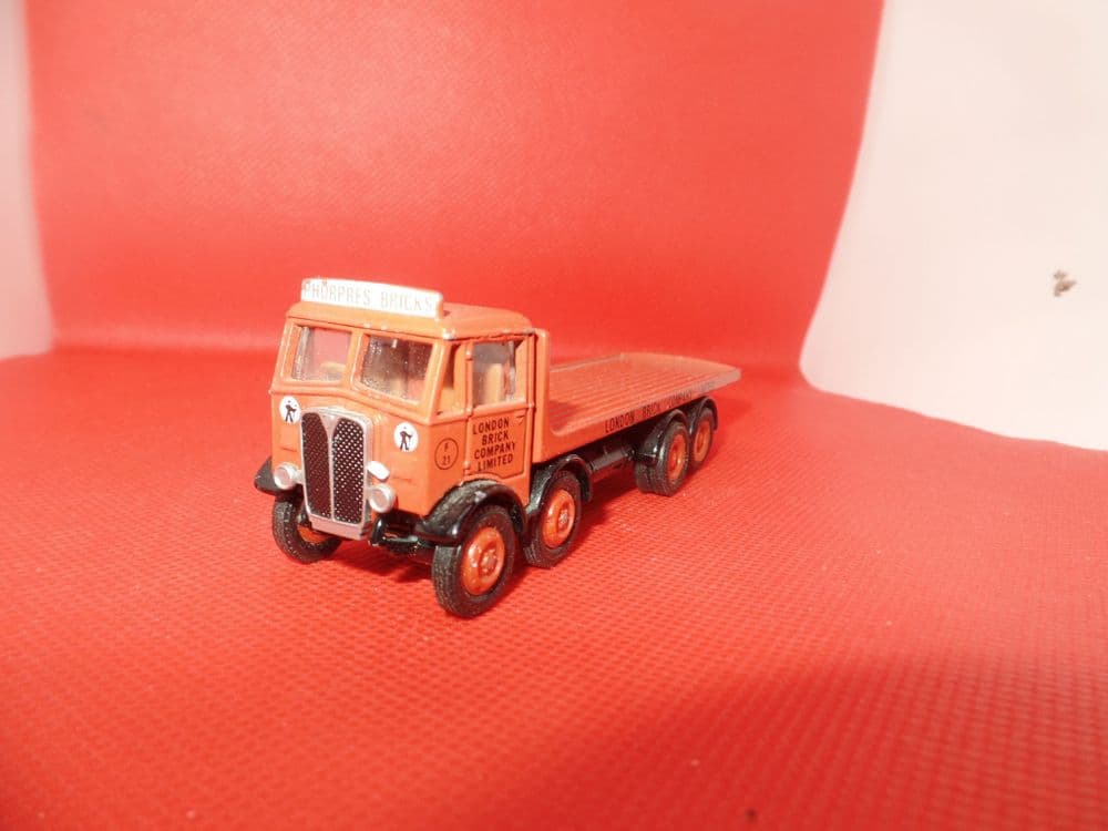 EFE 10402 AEC Mammoth Major 3 Axle Flatbed Lorry London Brick Company ...