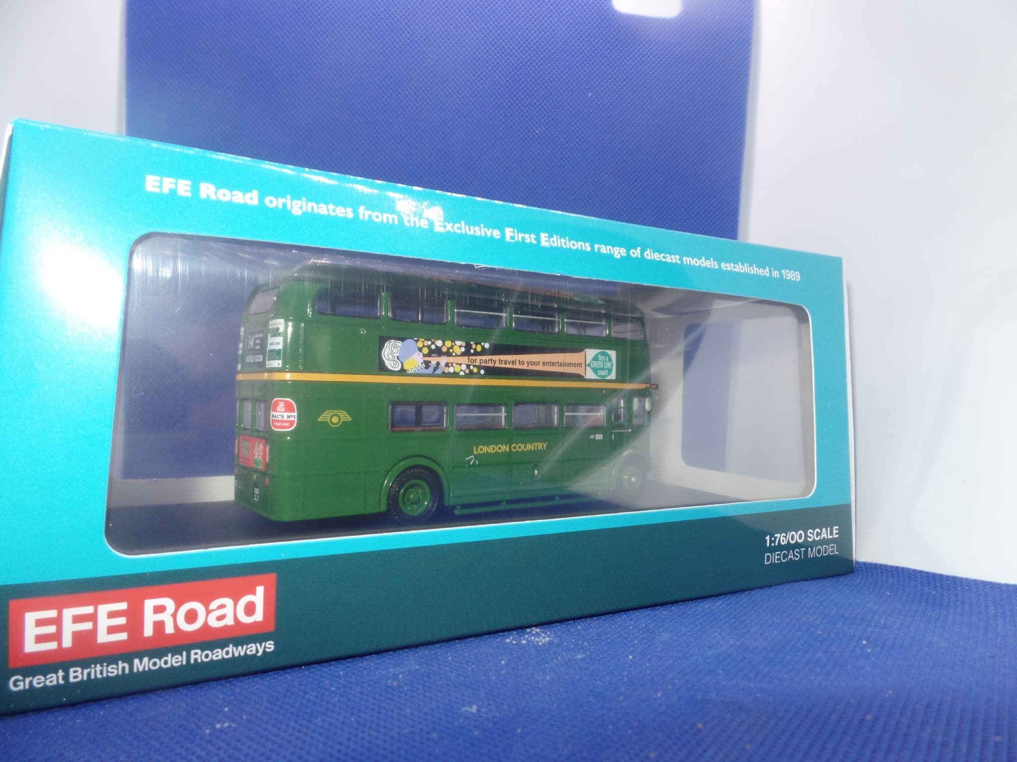 EFE 41902 E41902 AEC Routemaster RMC Bus London Country 341 Hatfield MIMB