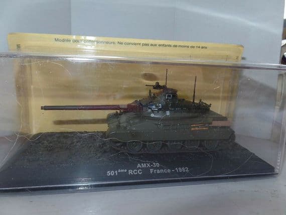 GJ29 1/72 Scale French France Battle Tank AMX-30 501eme RCC 1982