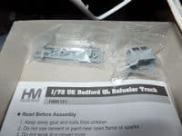 Hobby Master 1/72 Scale Bedford QL Refueler Truck Plastic Kit   HMK101 .