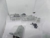 Hobby Master 1/72 Scale Bedford QL Refueler Truck Plastic Kit   HMK101 .