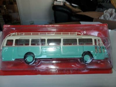 IXO Hachette HC14 1/43 Scale Bus Chausson APH 47 Nez de Cochon, 1951 France