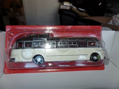 IXO Hachette HC17 1/43 Scale Bus Isobloc 648DP Coach Luggage Roof Rack 1955  France