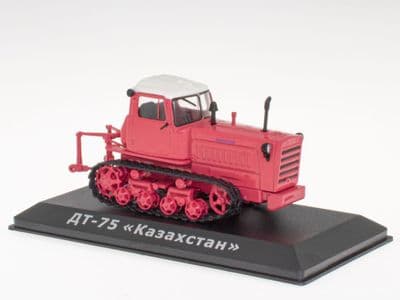 IXO MR138 1/43 Scale DT-75 Kasachstan 1963-2015  Russian Tractor Tracked Red