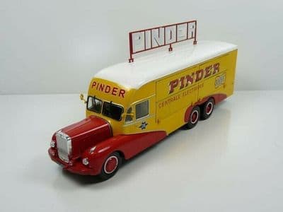 LK01 1/43 Bernard 28 Circus Pinder Power Station Wagon Generating Electricity