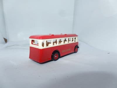 Lledo DG017004 DG17 AEC Regal Bus London Transport Red UB
