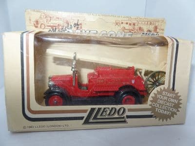 Lledo DG12 DG120000 12000 1934 Dennis Fire Engine London County Council LCC