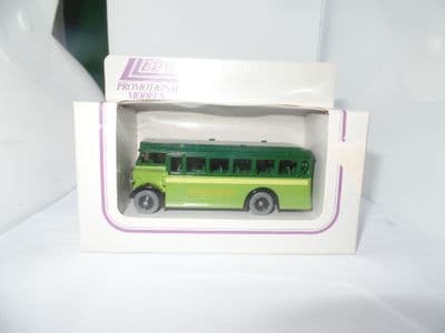 Lledo DG17 AEC Regal Bus Aldershot & District  Livery Alton Boxed