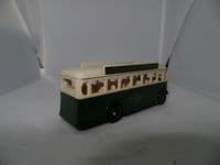 Lledo DG17 AEC Regal  Bus Maidstone & District Darling Buds of May Sittingbourne