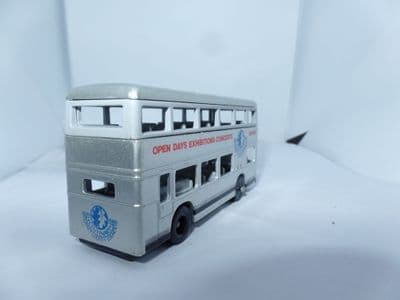 Lledo Marathons M1 Bus Coach Leyland Titan Surrey County Council Reigate UB