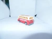Matchbox 65 Airport Bus Coach Quantas Australian Airline  Good UB