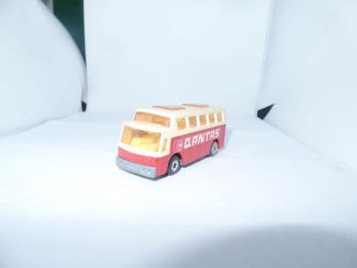 Matchbox 65 Airport Bus Coach Quantas Australian Airline  Good UB