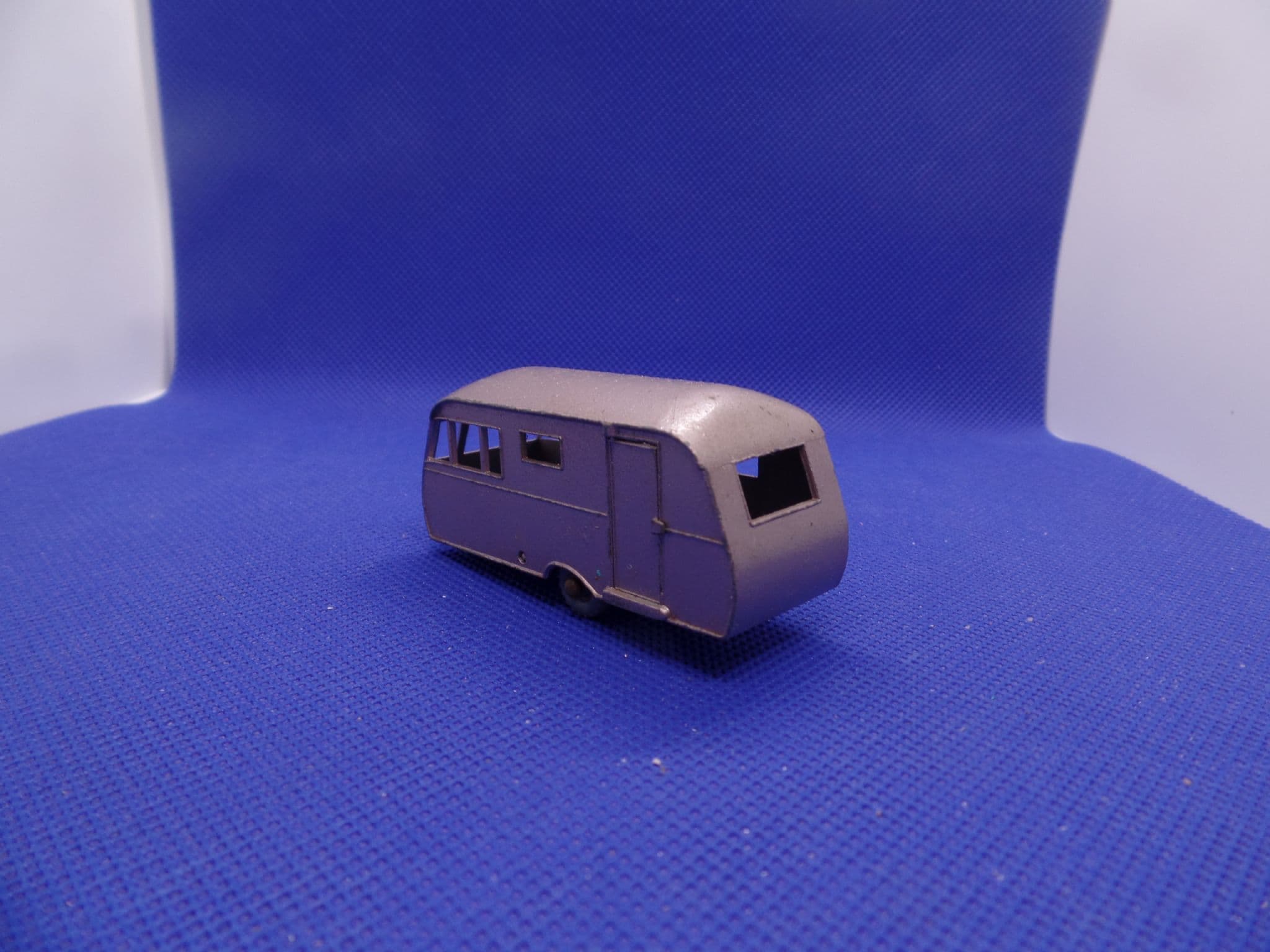 Matchbox Lesney England No 23 Bluebird Dauphine Caravan Mauve UB