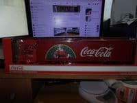 Motorcity Classics RIC 443012 1/43 O Scale Mack T Cab Coca Cola Christmas LED Lights