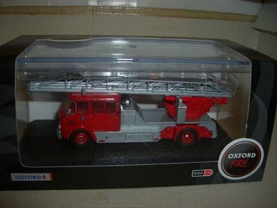 Oxford 76AM003 AM003 1/76 OO Scale AEC Mercury TL Fire Engine Edinburgh SE