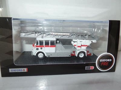 Oxford 76AM006 AM006 1/76 OO Scale AEC Mercury TL Fire Engine St Helens Service